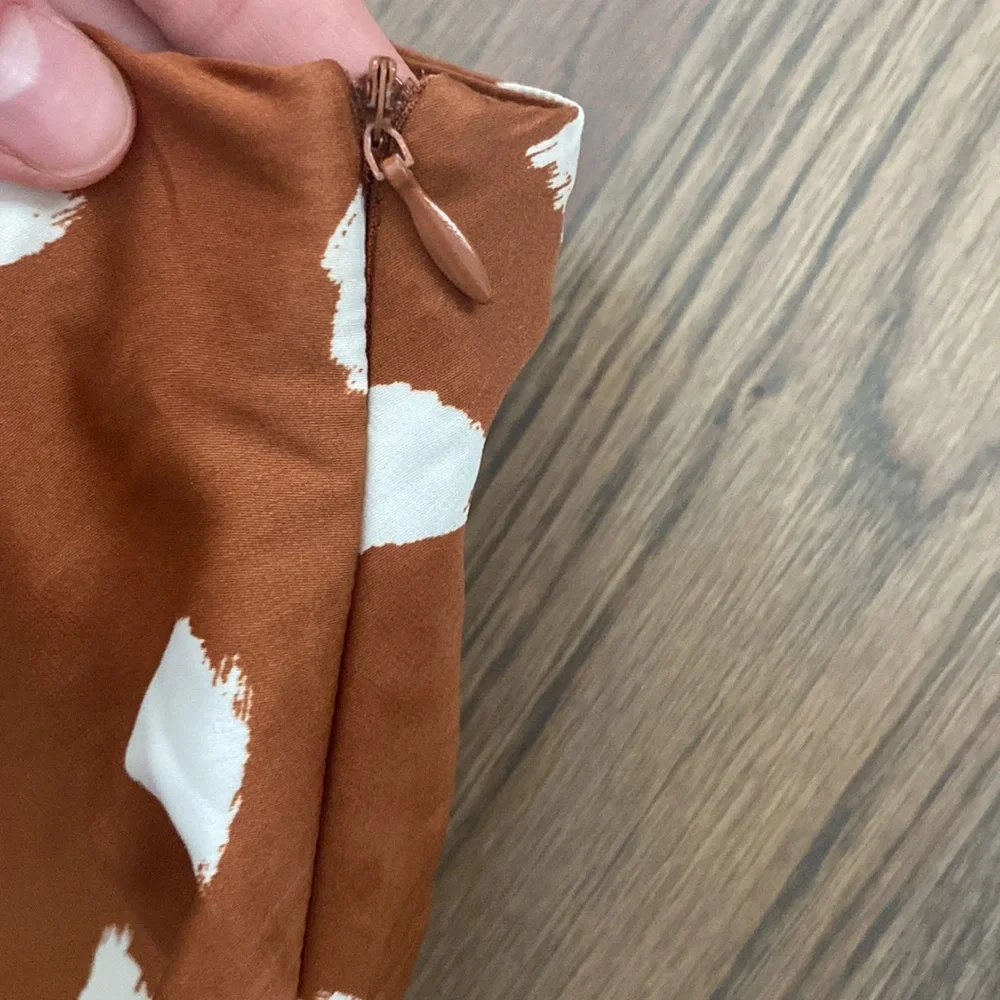 FOREVER 21 midi skirt :) - Picture 4 of 5